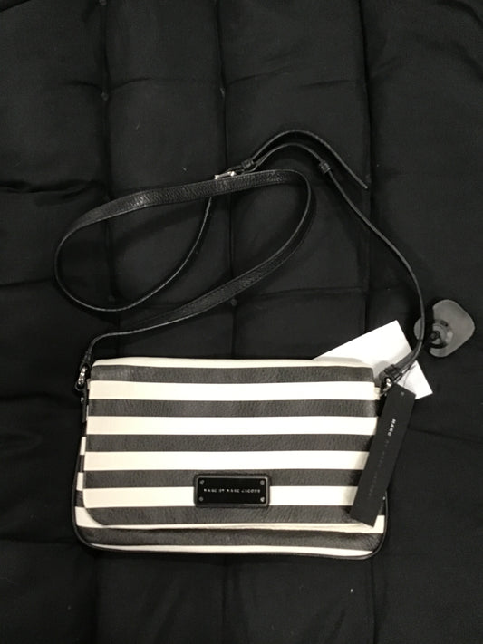 Marc Jacobs black and white W Purse