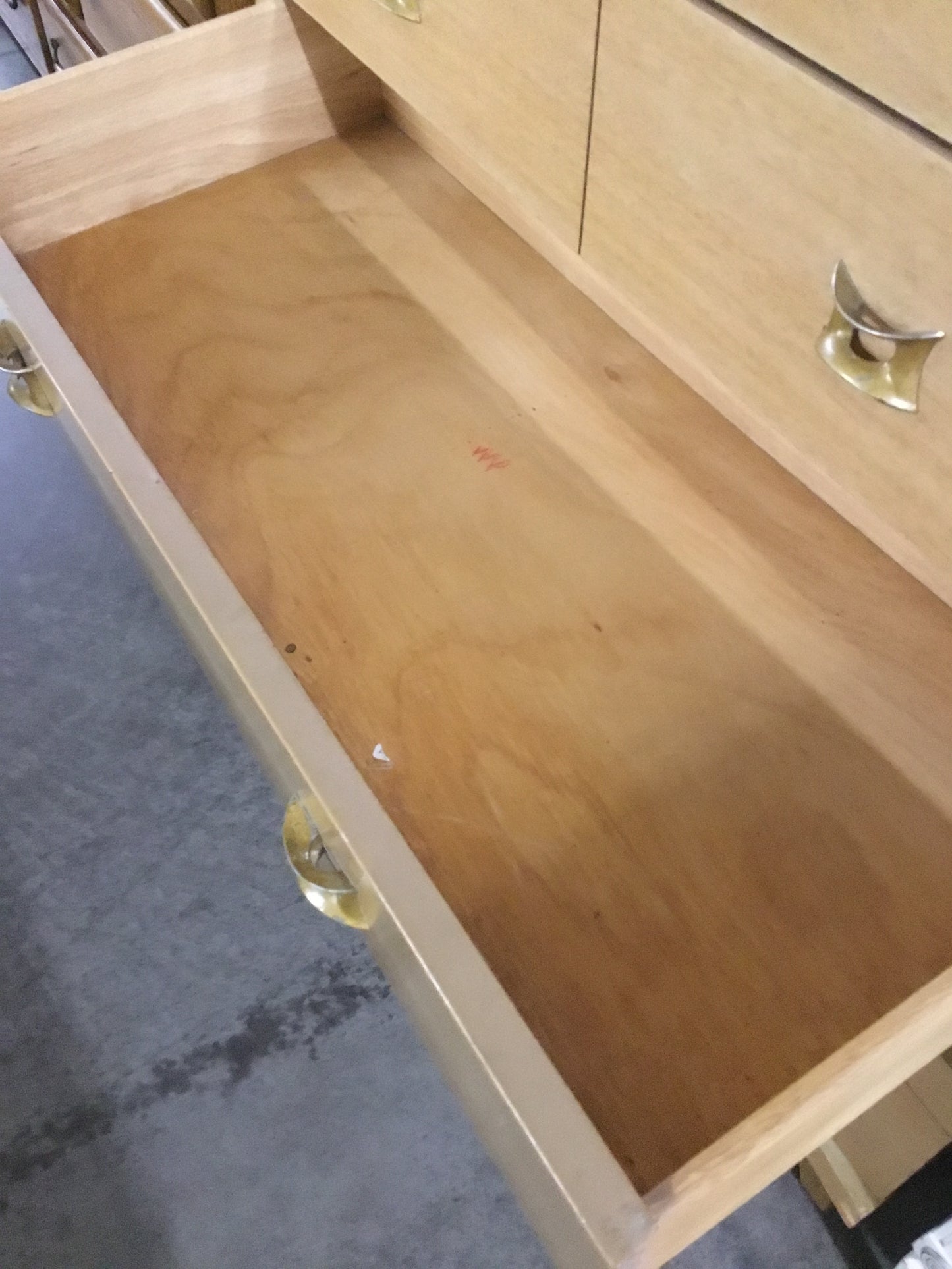 Dresser Furniture