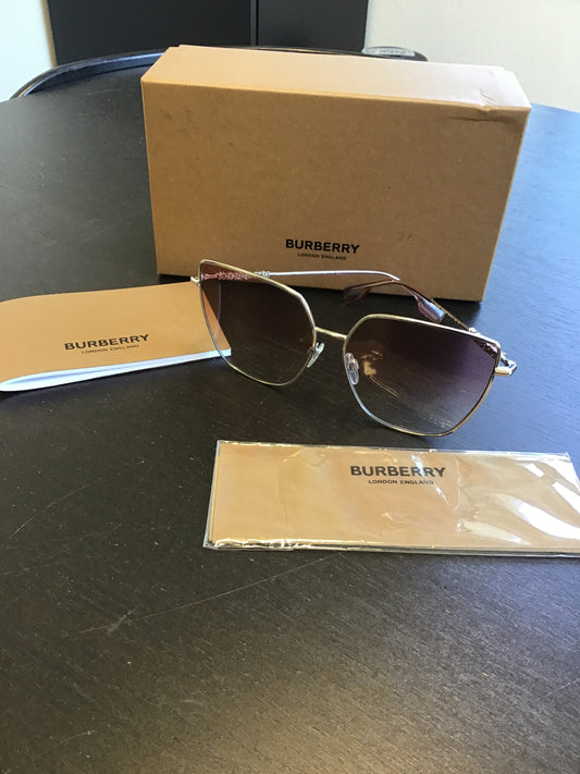 Burberry Pink W Accessories
